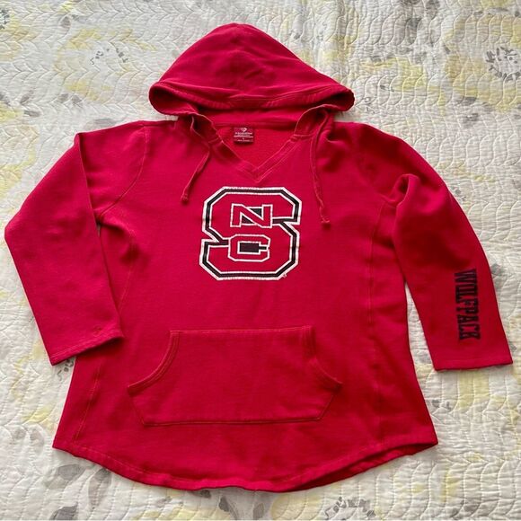 NC State Wolfpack Hoodie Red Pullover Jacket Sweater Fleece Colosseum Sport L - Picture 1 of 12